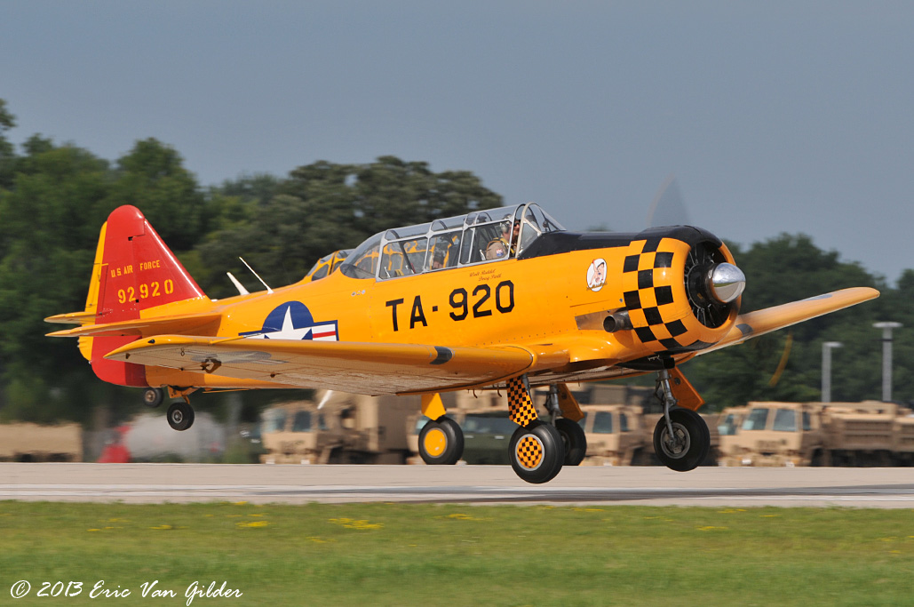 North American T-6/SNJ Texan