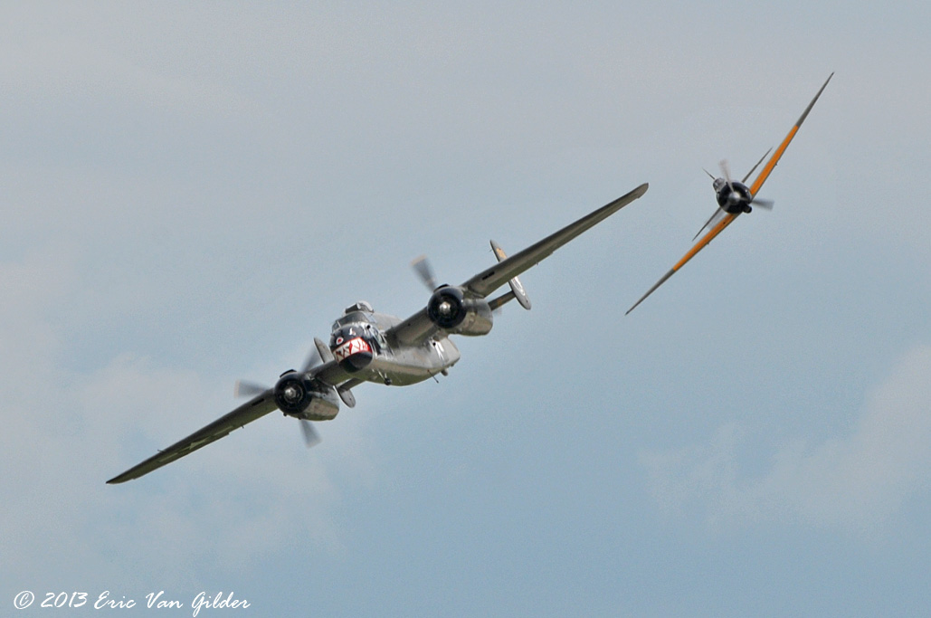 B-25 under attack by the A6M2 Zero