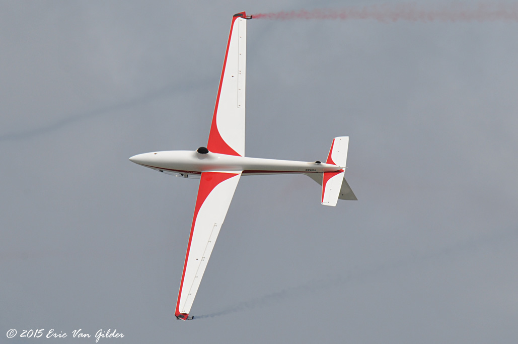 Glider- Luca Bertossio
