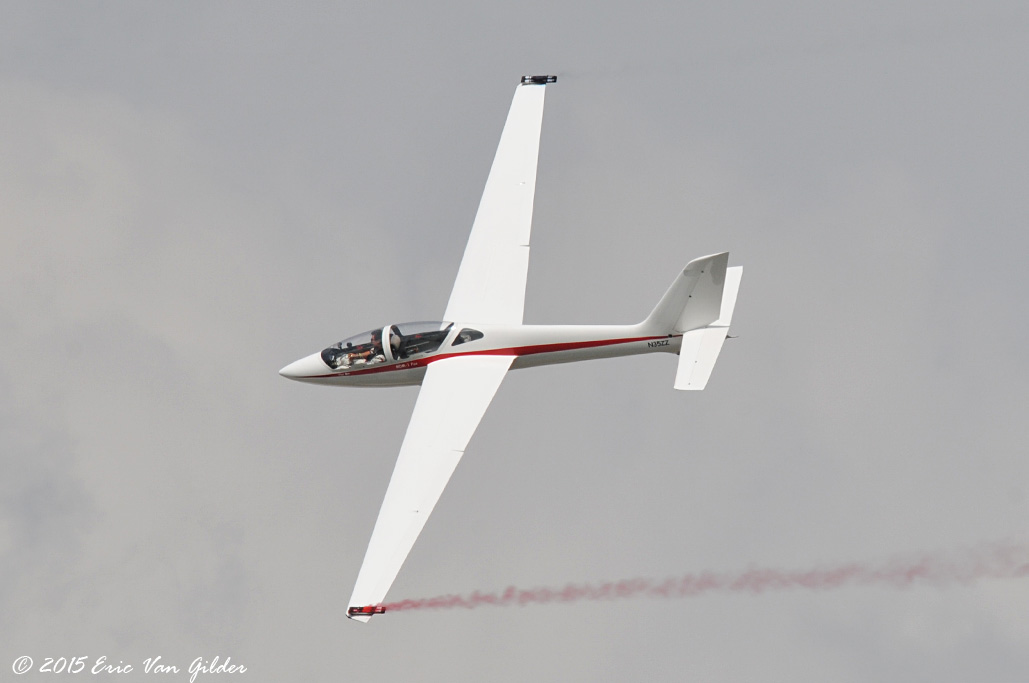 Glider- Luca Bertossio