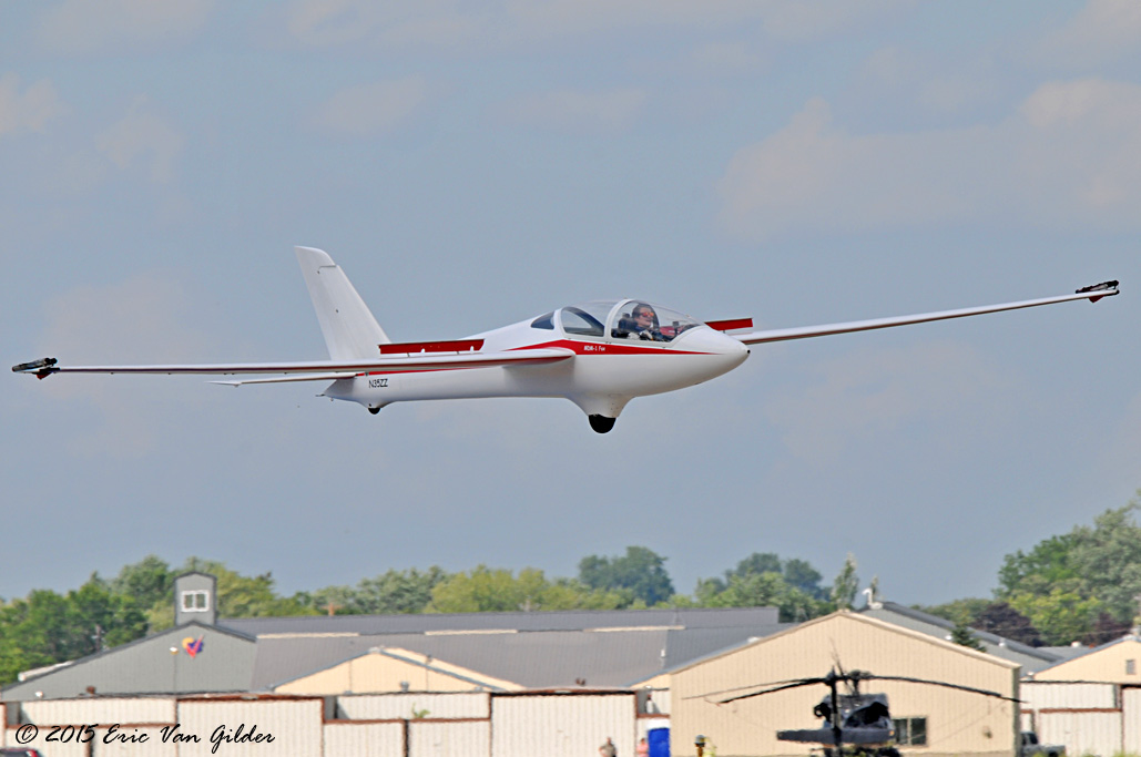 Glider- Luca Bertossio