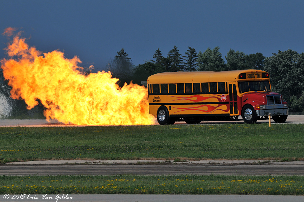 Jet Bus