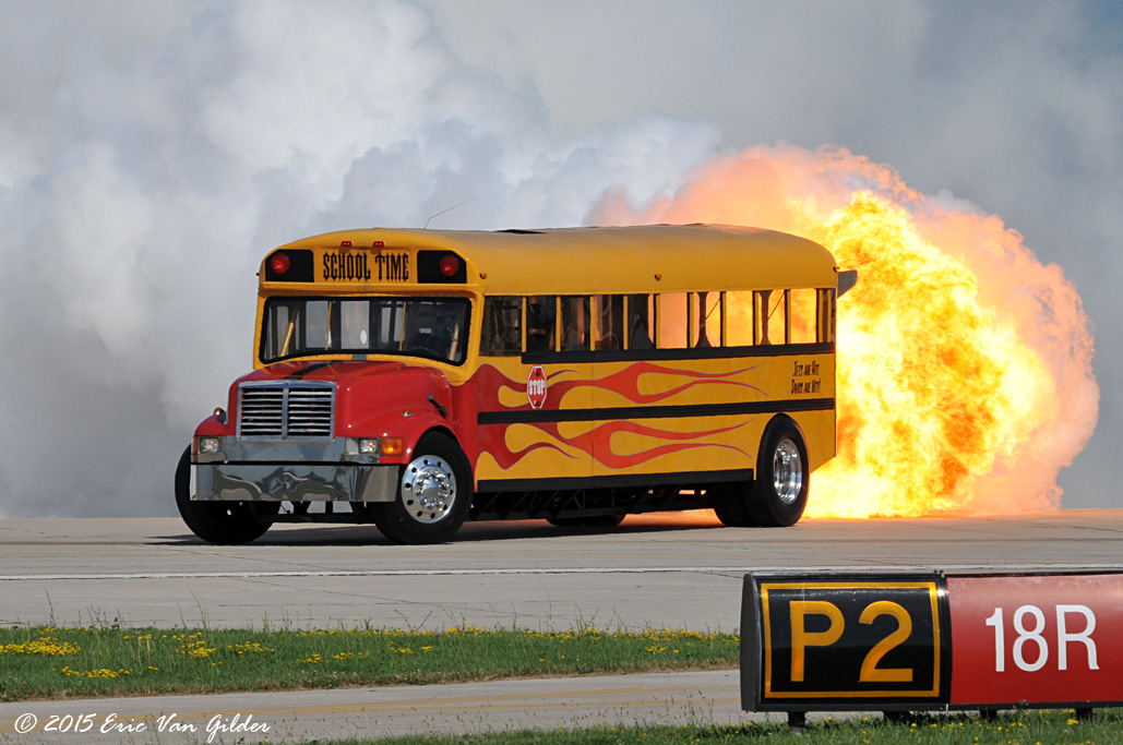 Jet Bus