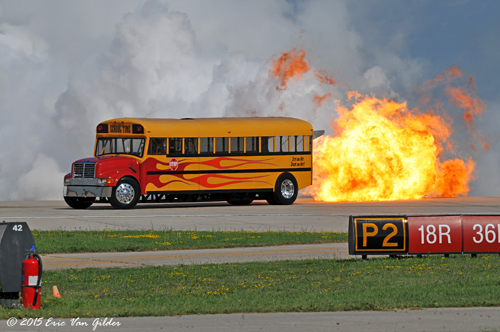 Jet Bus