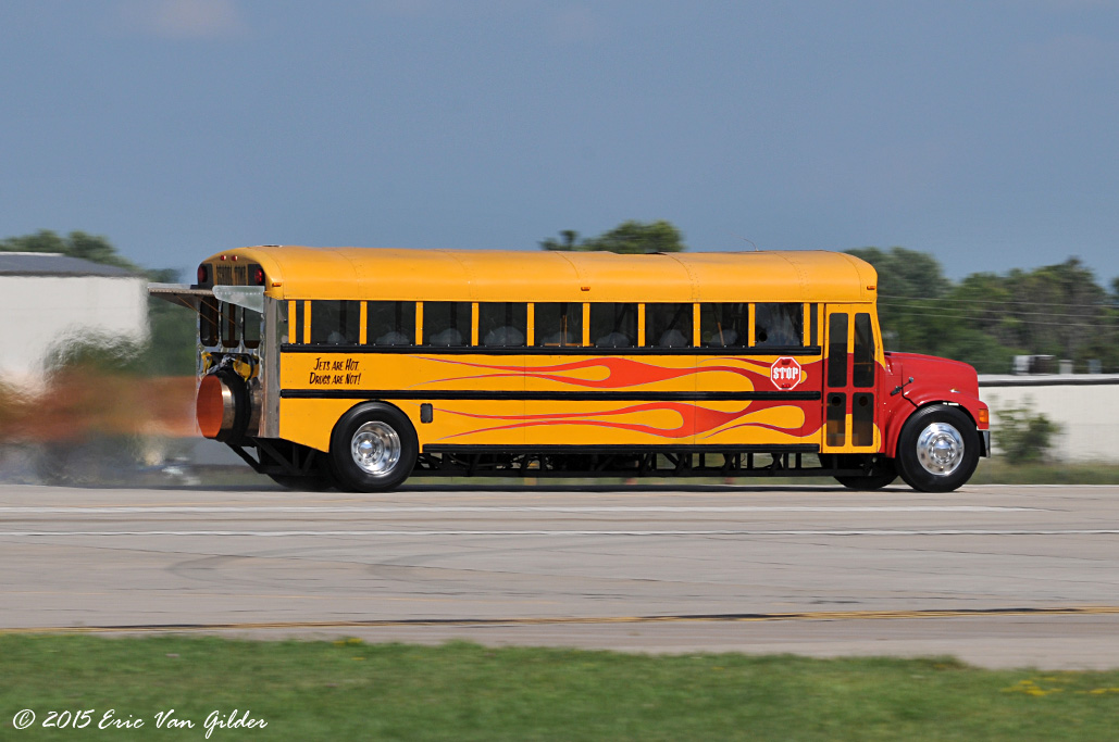 Jet Bus