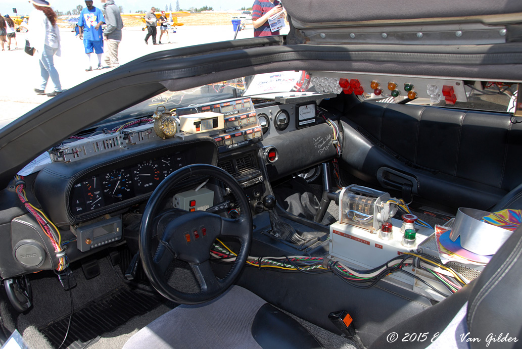 DeLorean time machin