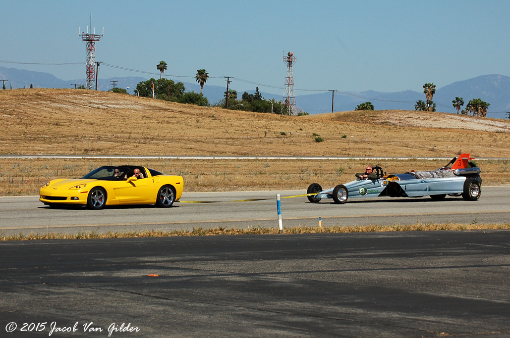 Jet car in tow
