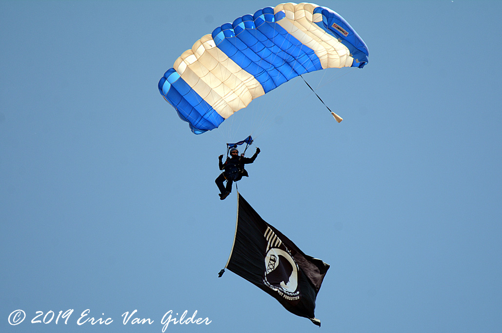 USAF Academy Parachute
        Team