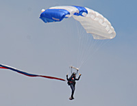 Click
                      here for the USAF Academy Parachute Team gallery