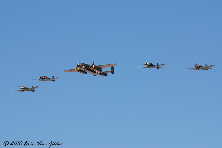 B-25 Mitchell/Nanchang CJ Formation