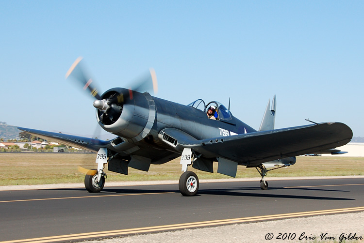 F4U Corsair