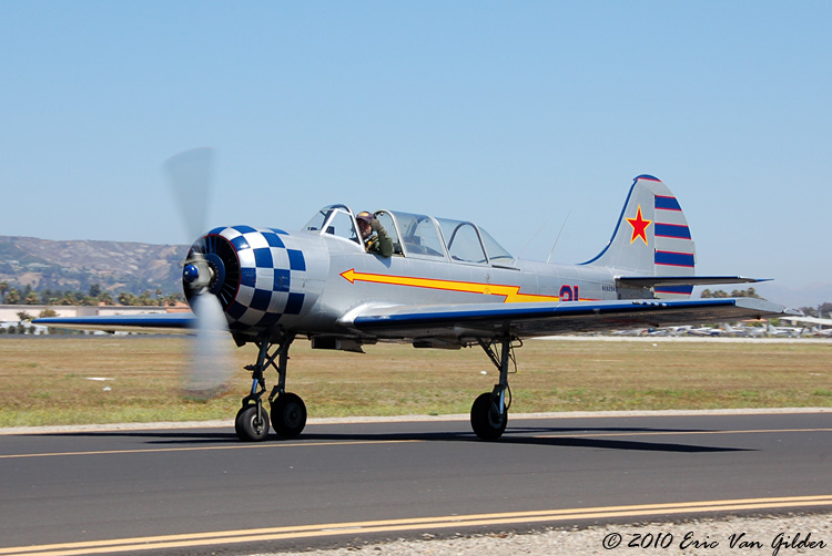 Yakovlev Yak-52