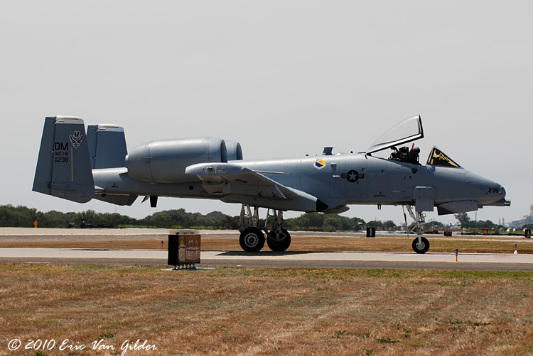 A-10 Thundebolt II Taxiing