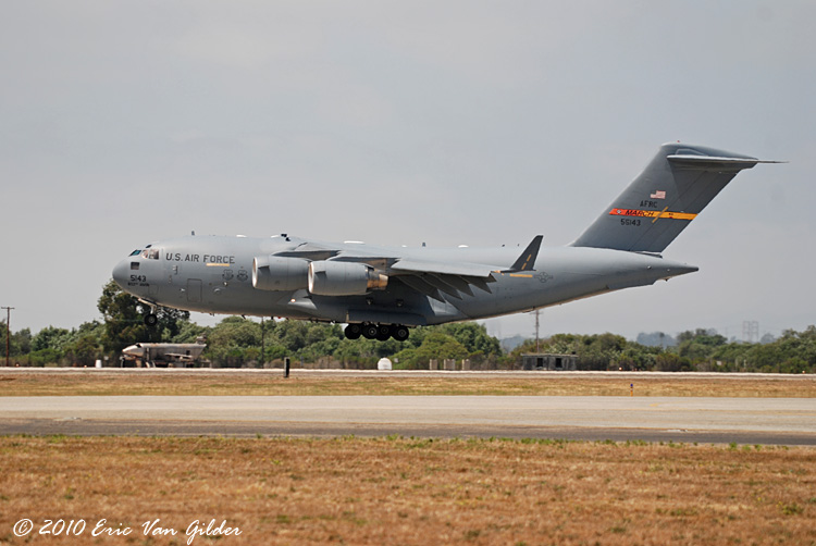 C-17 landing