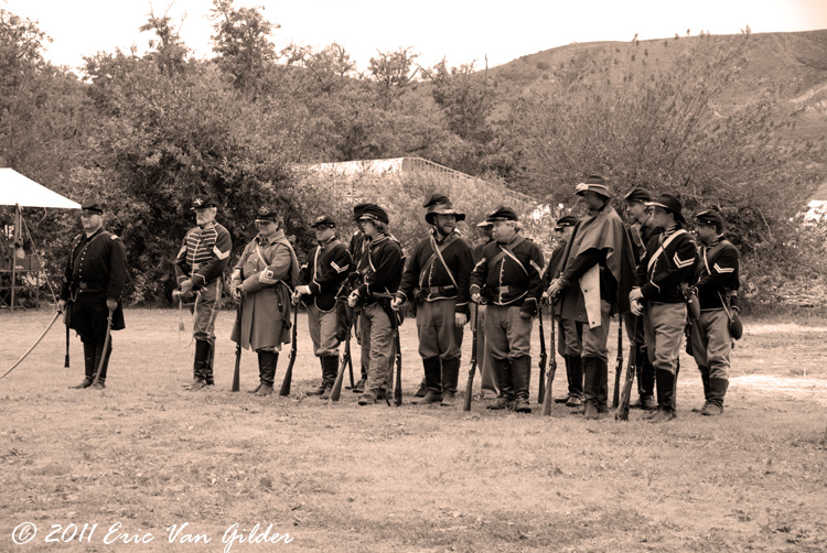 Union soldier formation