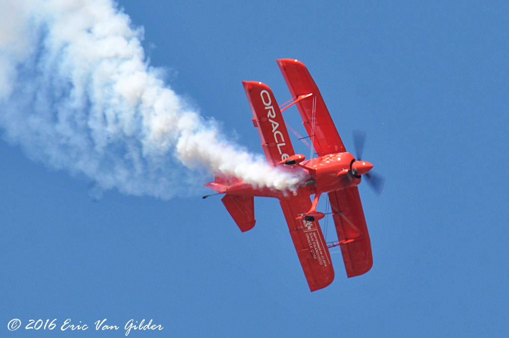 Sean Tucker in the Oracle Challenger