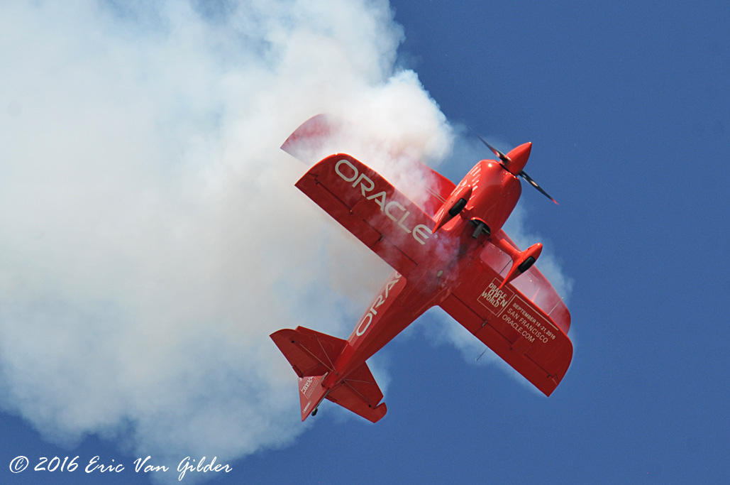 Sean Tucker in the Oracle Challenger