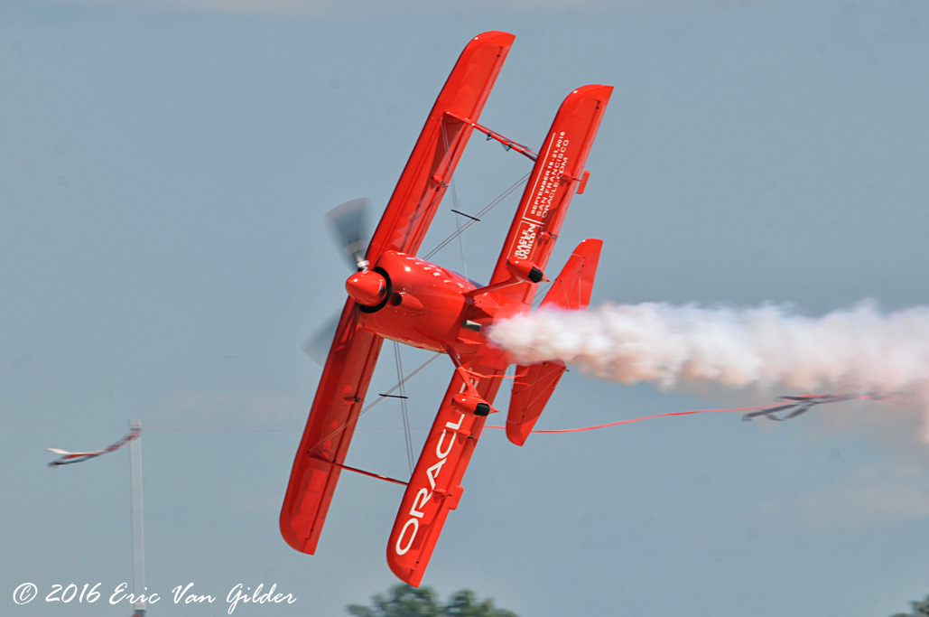 Sean Tucker in the Oracle Challenger