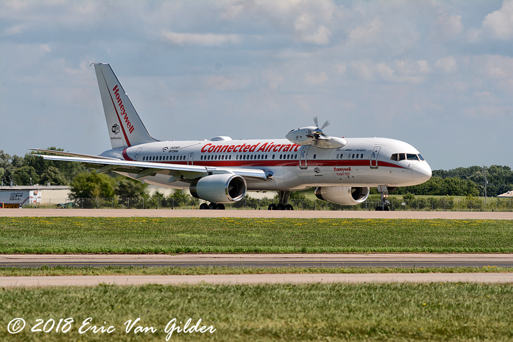 Honeywell 757 Flying
        Testbed