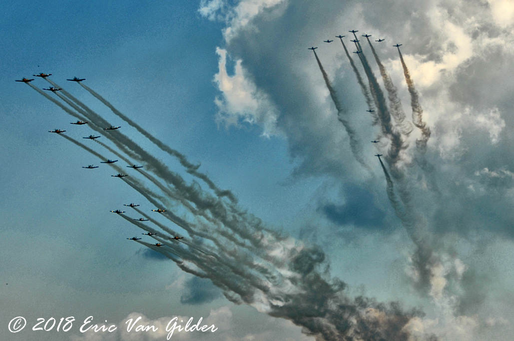 T-34 Mentors with T-28
        Trojans above