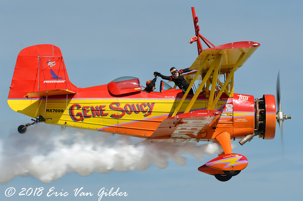 Gene Soucy and Teresa
        Stokes Wingwalking