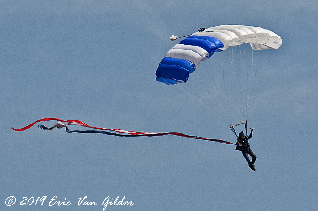 USAF Academy Parachute
        Team
