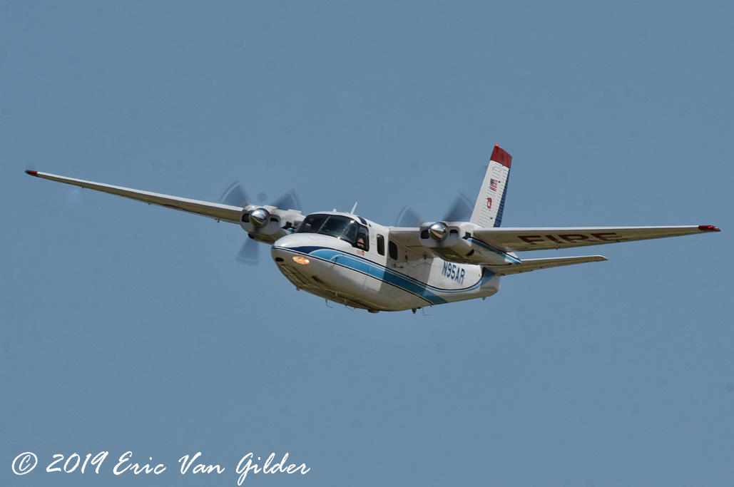 Aero Commander 500
        Shrike