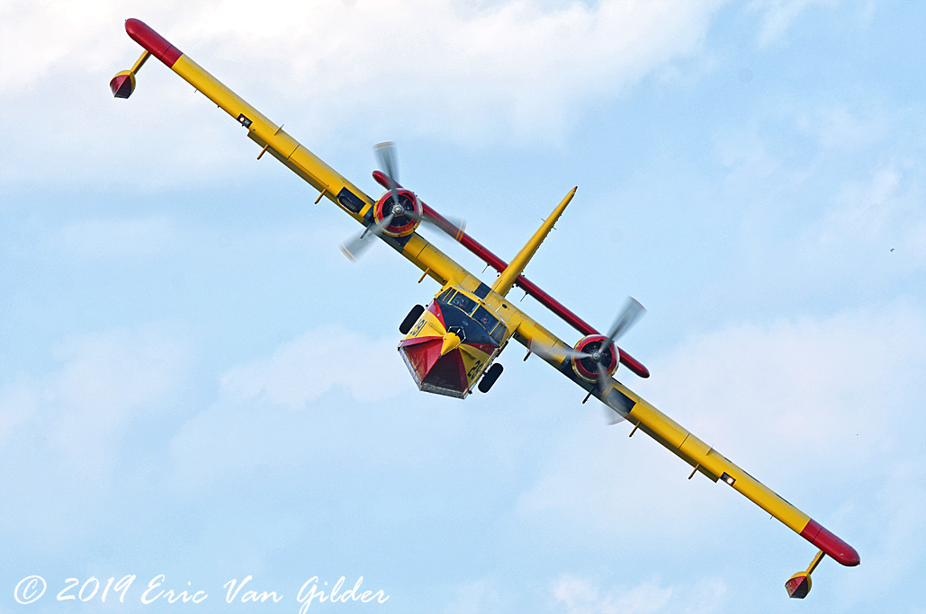 CL-415 Super Scooper
