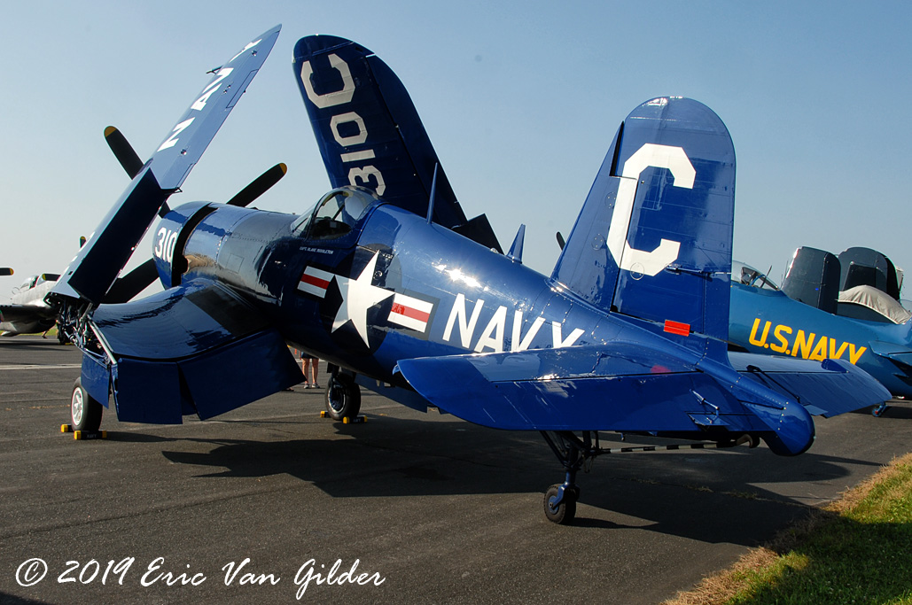 F4U Corsair
